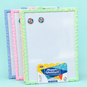 Pizarra blanca magnética + calendario