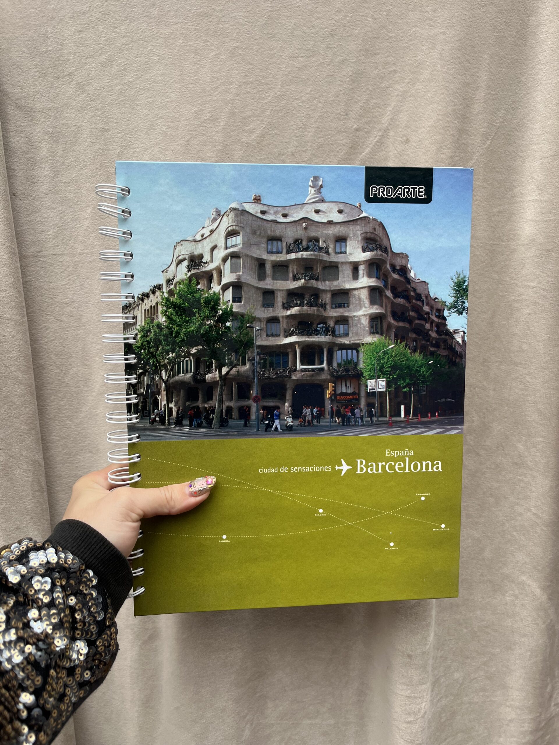 CUADERNO A4 TAPA DURA - Imagen 5